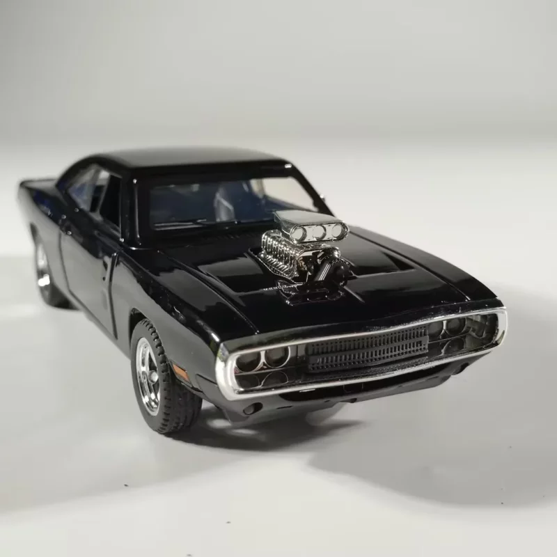 "1970 Dodge Charger Muscle Car Diecast Model - Classic Alloy Sports Supercar for Home Decor & Collectors" Scale 1:32 - Image 4